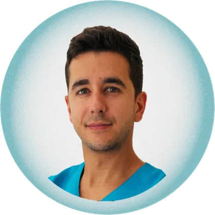 Dr. Álvaro Caro Pimentel